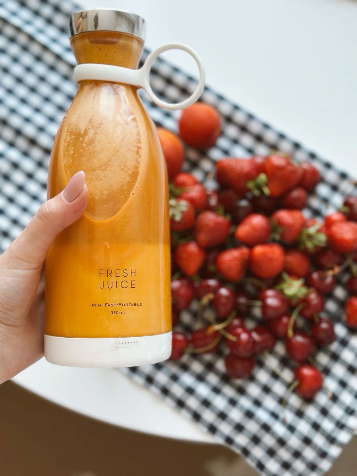 Blender sans fil + 20 Recettes Détox Offertes